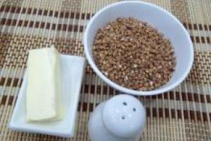 Cómo cocinar trigo sarraceno en el microondas.
