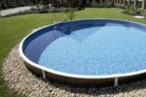 Teknologjia e ndërtimit të pishinës Mbarimi dhe rreshtimi i tasit të pishinës